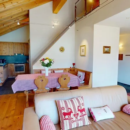 Chesa Iva Apartment